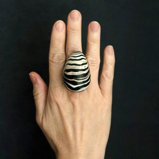 Zebra Patterned Ring Size 6