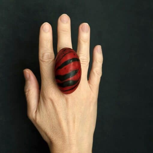 Black & Red Zebra Patterned Ring - Size 8.5 - Image 3