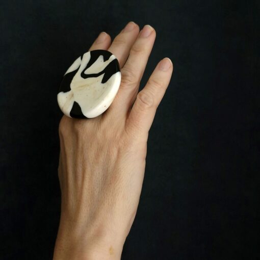 Vegan Ivory & Black Ring Size 8.5 - Image 3