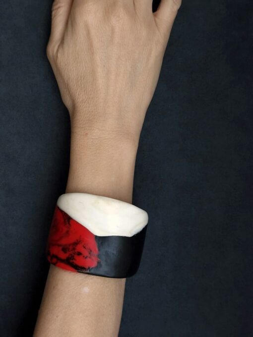 Vegan Ivory, Black & Red Flat Cuff Size M