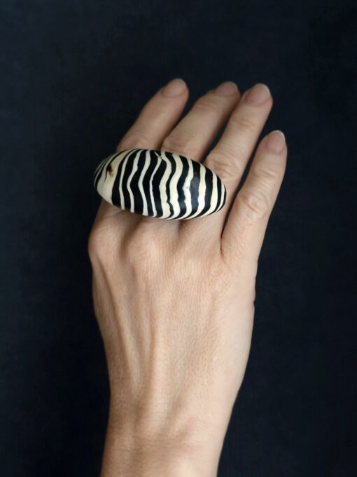 Zebra Patterned Ring Size 7