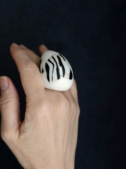 Vegan Ivory & Black Ring Size 8.5 - Image 3