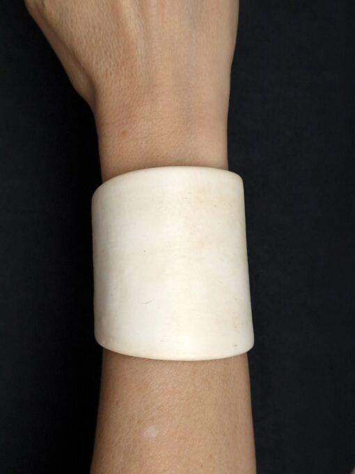 Vegan Ivory Cuff Size S - M