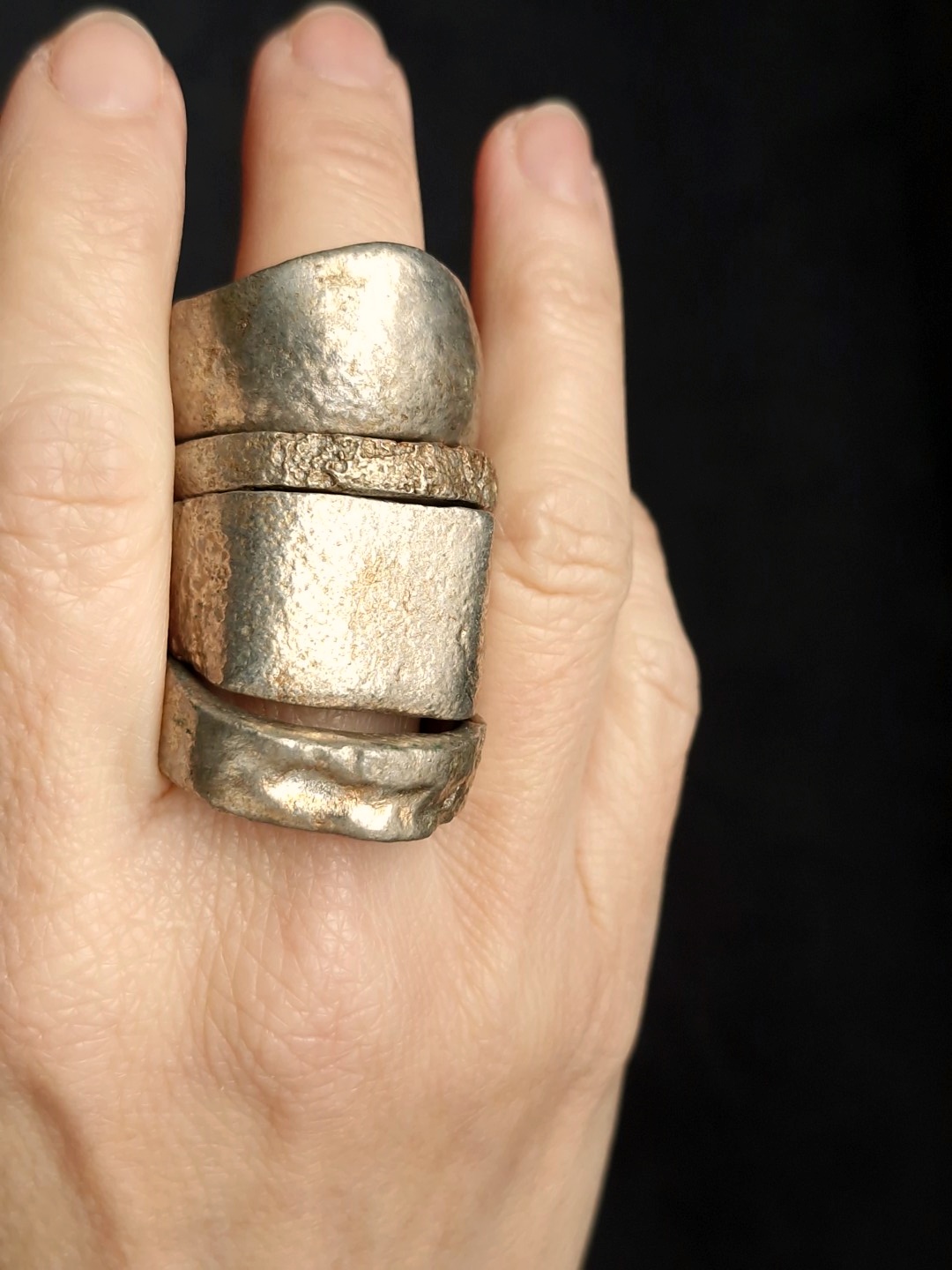 White Bronze Plated Alloy Rings (Set of 4) - Size 11