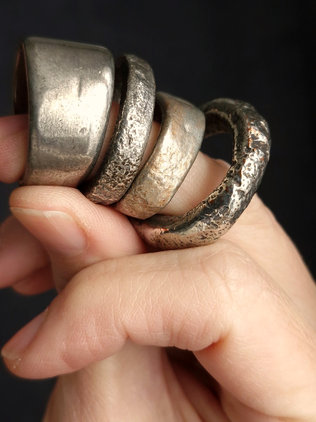 White Bronze Plated Alloy Rings (Set of 4) - Size 9 - Image 3