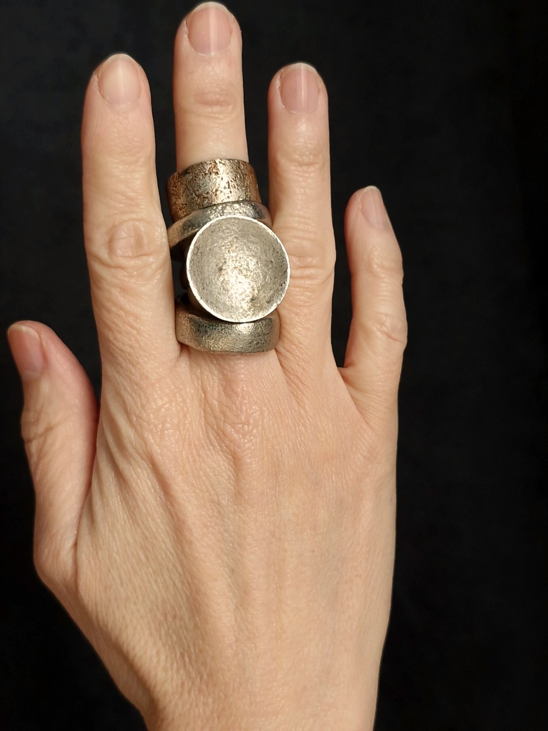 White Bronze Plated Alloy Rings (Set of 4) - Size 8 - Image 2