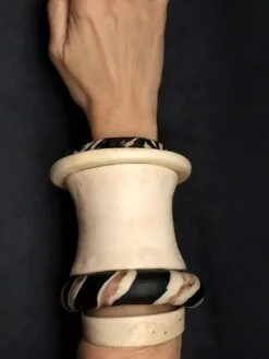 Alternative view of Vegan Ivory & Black Bangle Set (Set of 5) - Size M
