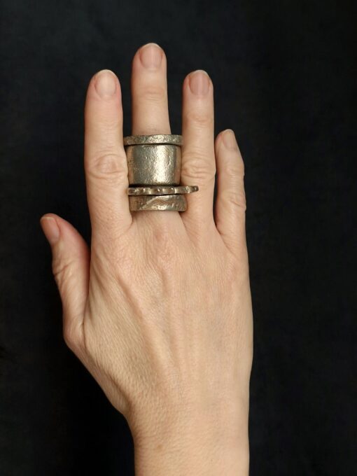 White Bronze Plated Alloy Rings (Set of 4)- Size 10.5 - Image 3