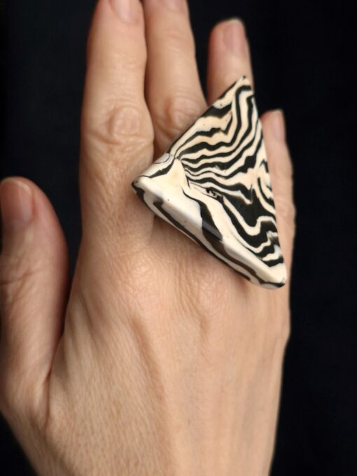 Vegan Ivory & Black Ring - Size 7 - Image 3