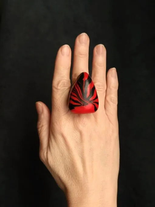 Red & Black Ring - Size 6.5 - Image 2