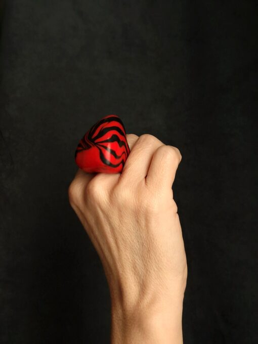 Red & Black Ring - Size 6.5 - Image 5