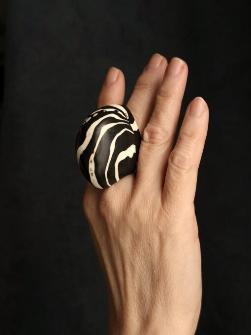 Vegan Ivory & Black Ring - Size 8.5 - Image 3