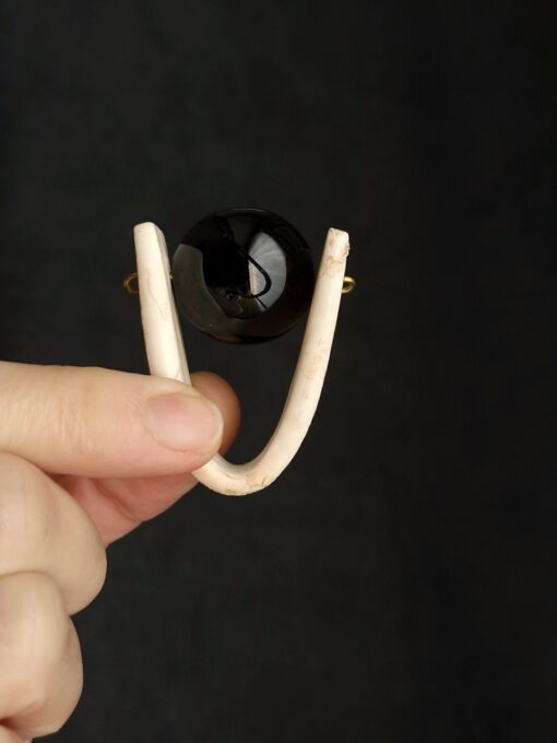 Black Ceramic Bead & White Spin Ring - Size 8.5 - Image 4