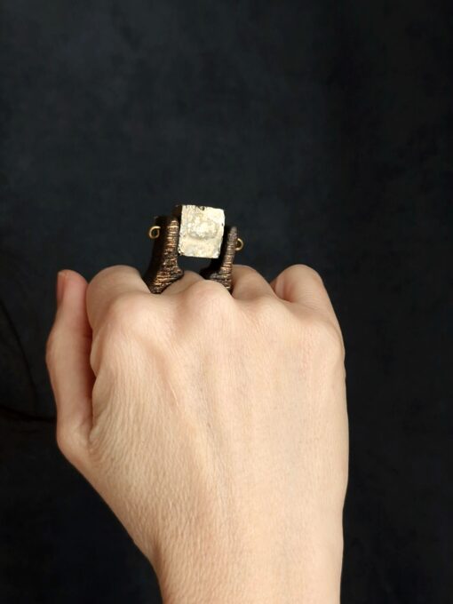 Pyrite & Black Spin Ring - Size 9 - Image 4