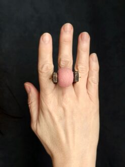 Alternative view of Pink & Black Spin Ring - Size 9.5