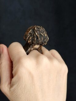 Alternative view of Black with Gold Sheen Sculptured Ring - Size 6.5