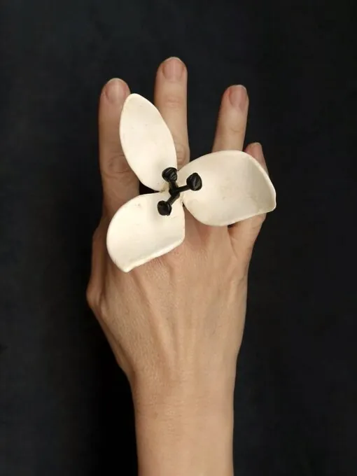 Vegan Ivory & Black Sculptured Flower Ring - Size 7.5
