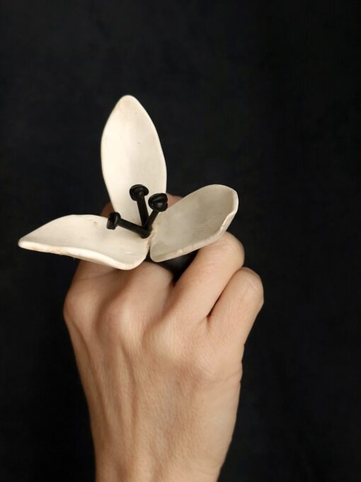 Vegan Ivory & Black Sculptured Flower Ring - Size 7.5 - Image 3