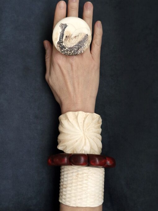 Red & Black Bangle - Size XS - S - Image 6