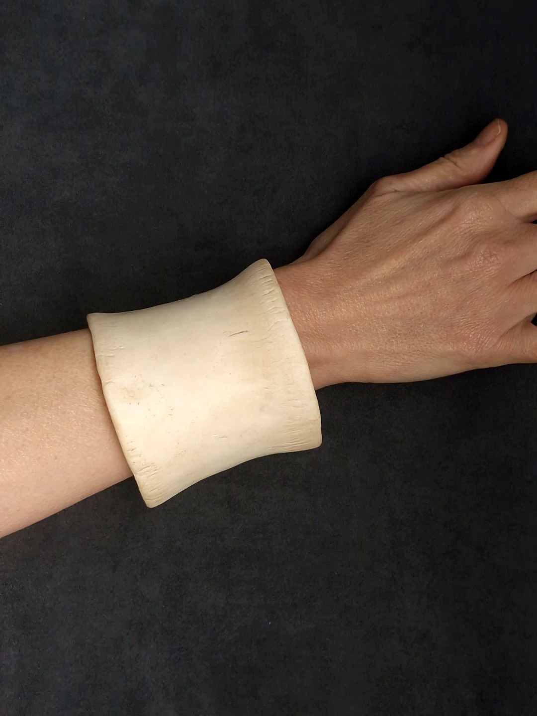 Vegan Ivory Bangle - Size M - L