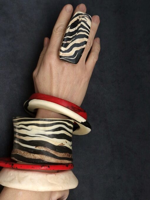 Vegan Ivory, Black & Red Bangle Set (Set of 5) - Size L - XL - Image 6