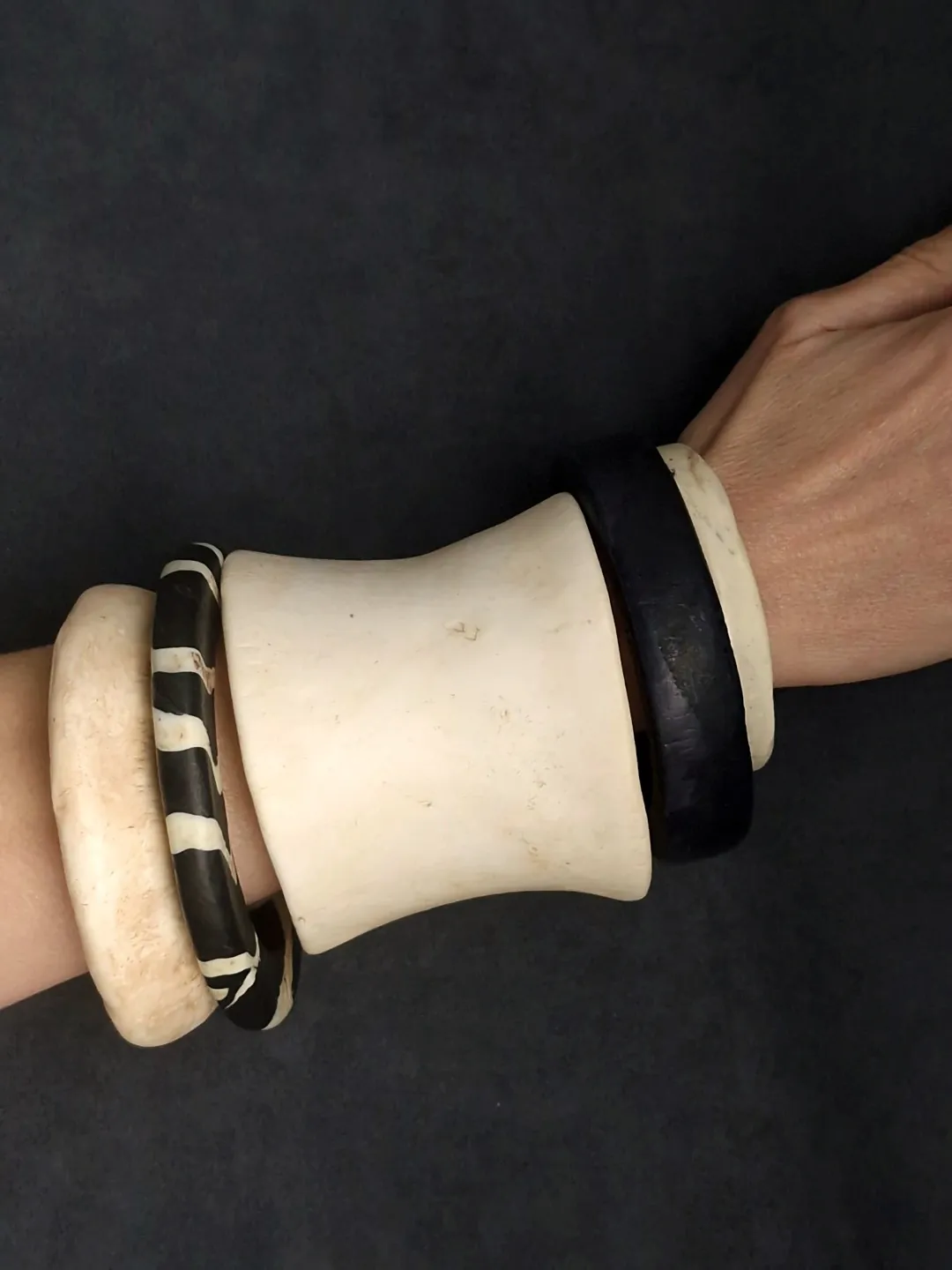 Vegan Ivory & Black Bangle Set (Set of 5) - Size L