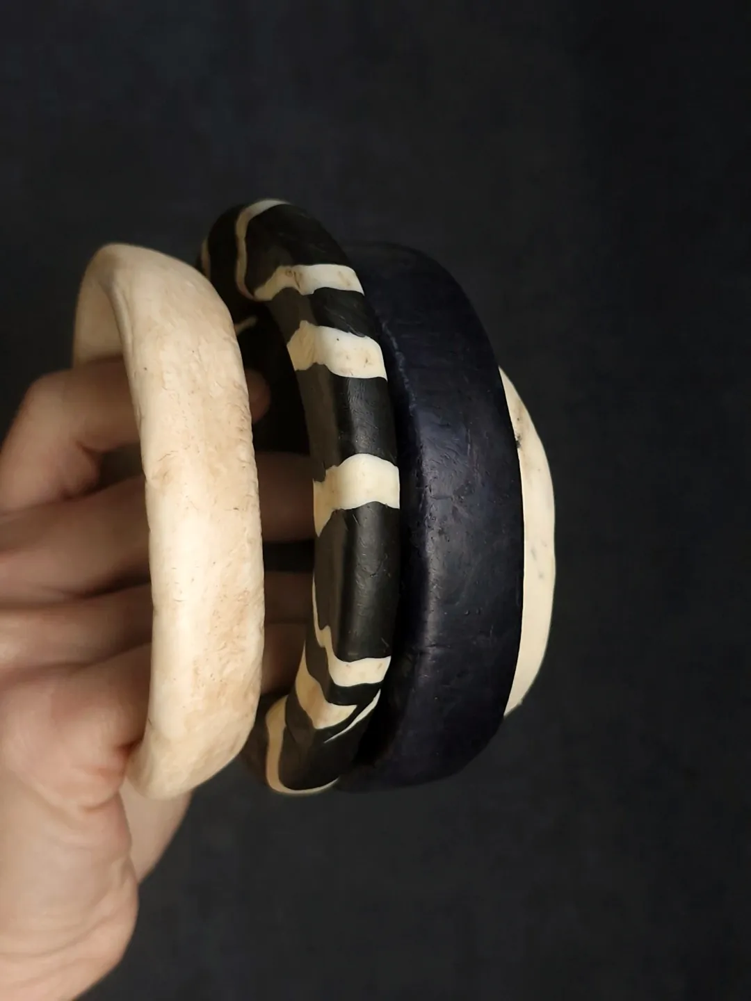 Vegan Ivory & Black Bangle Set (Set of 5) - Size L - Image 2