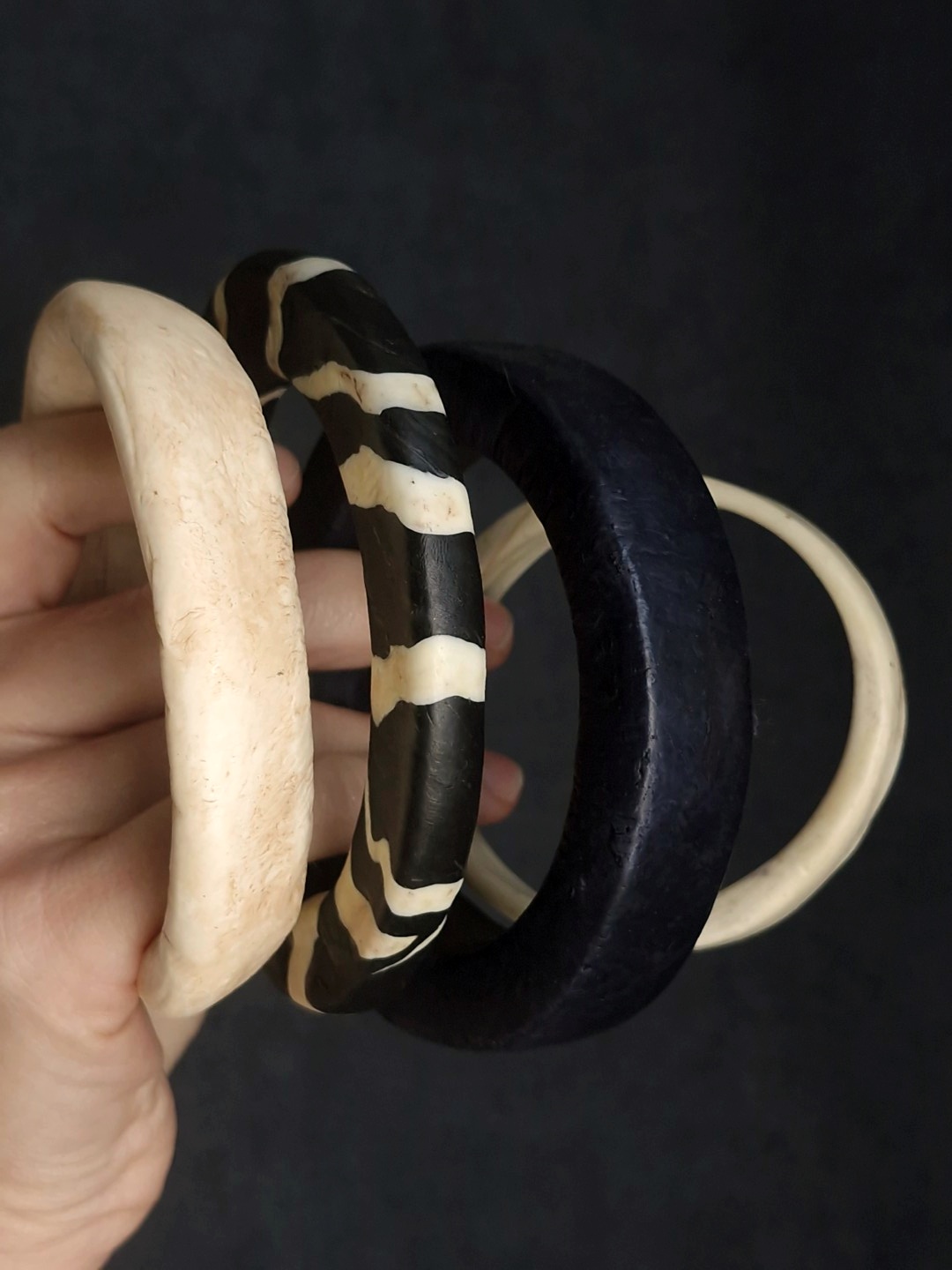 Vegan Ivory & Black Bangle Set (Set of 5) - Size L - Image 8