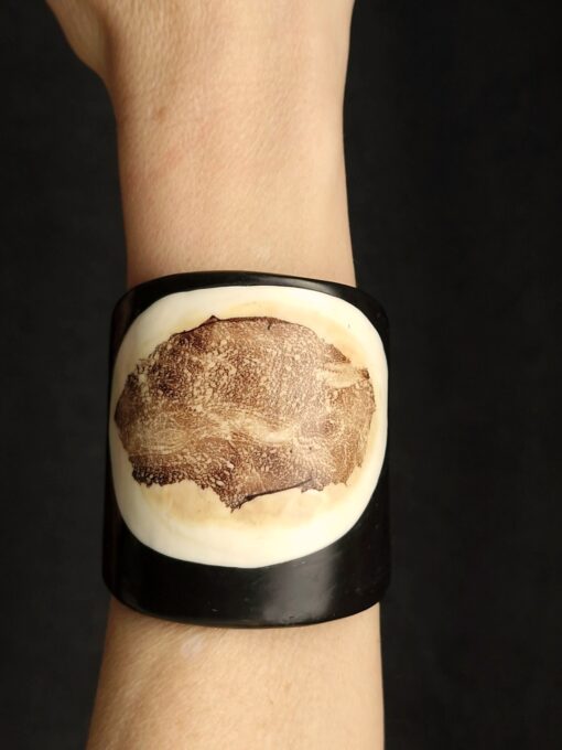 Vegan Ivory & Black Flat Cuff - Size M