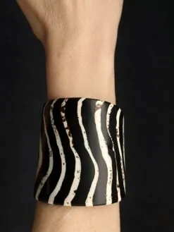 Vegan Ivory & Black Flat Cuff - Size S