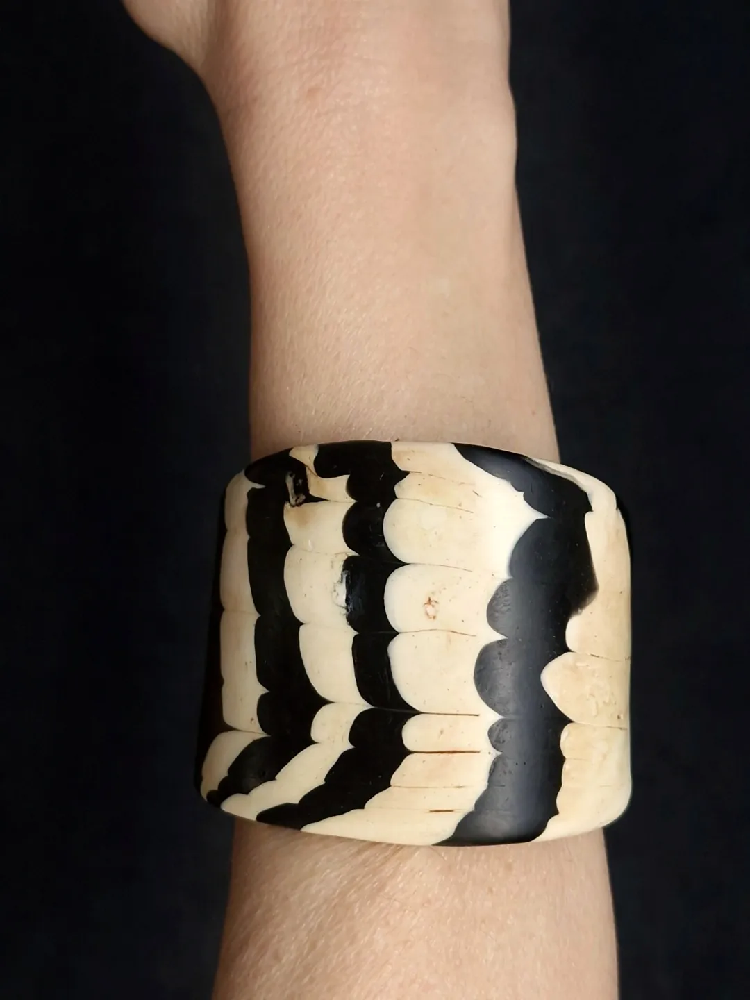 Vegan Ivory & Black Flat Cuff - Size M