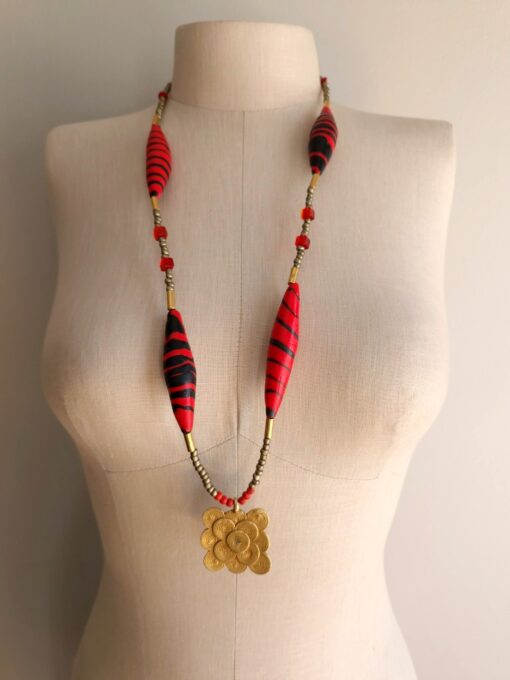 Red & Black Necklace - Image 4