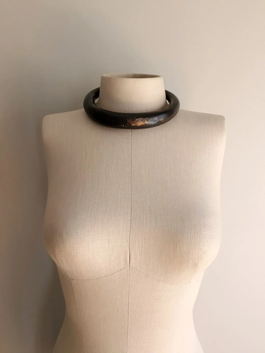 Black with Gold Sheen Collar Necklace - Size M - Image 2