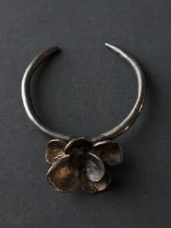 Alternative view of Black with Gold Sheen Collar Necklace - Adjustable Size