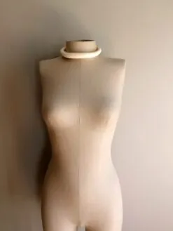 Alternative view of Vegan Ivory Collar Necklace - Size Small