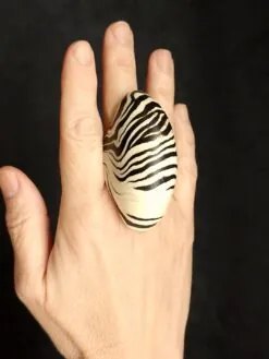 Vegan Ivory & Black Ring - Size 8.5