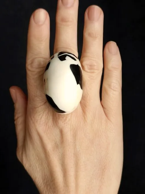 Vegan Ivory & Black Ring - Size 7.5 - Image 2