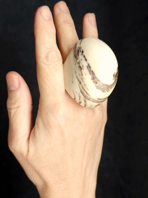 Vegan Ivory & Brown Ring - Size 7 - Image 3