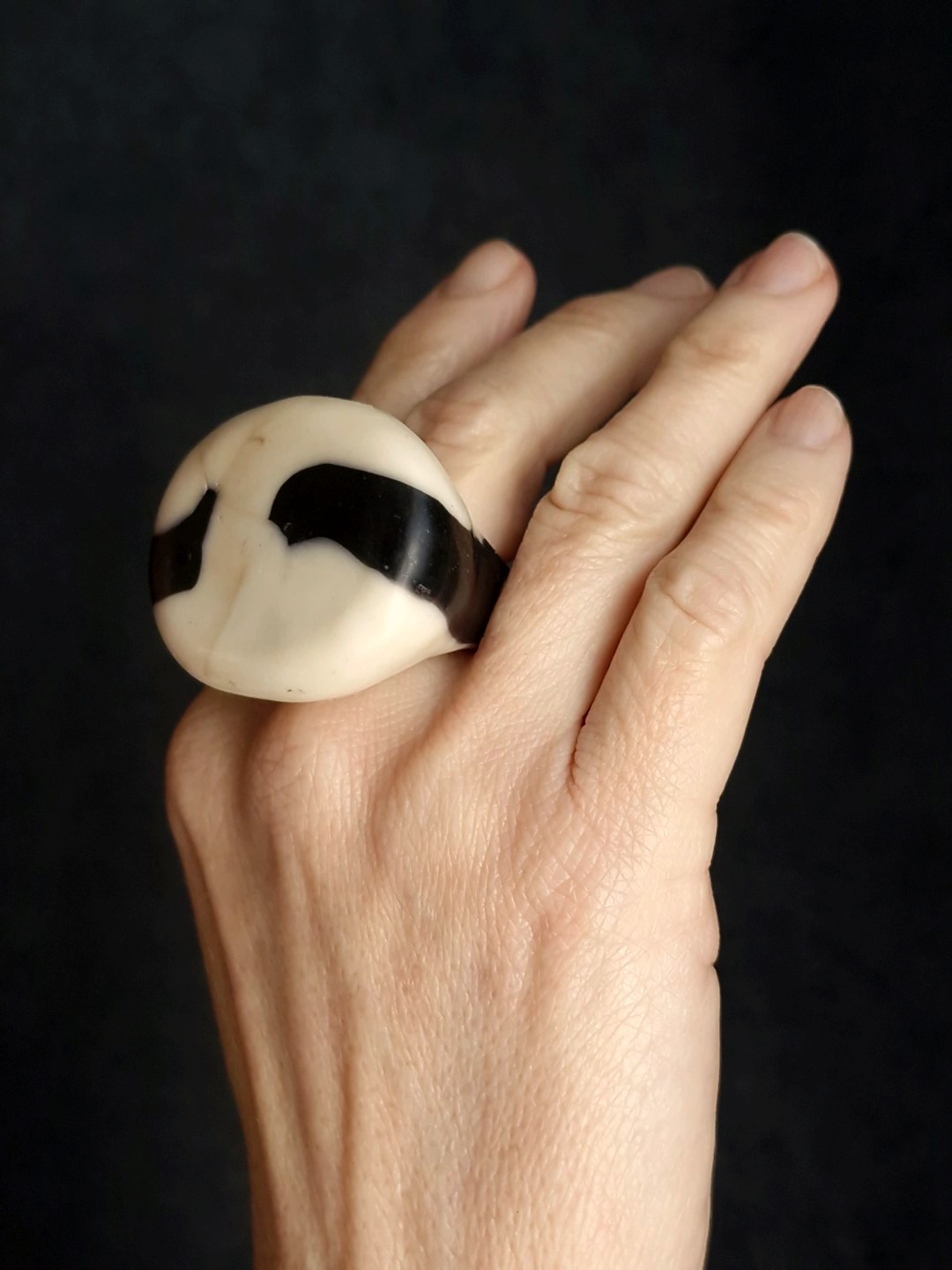 Vegan Ivory & Black Ring - Size 7.5 - Image 3