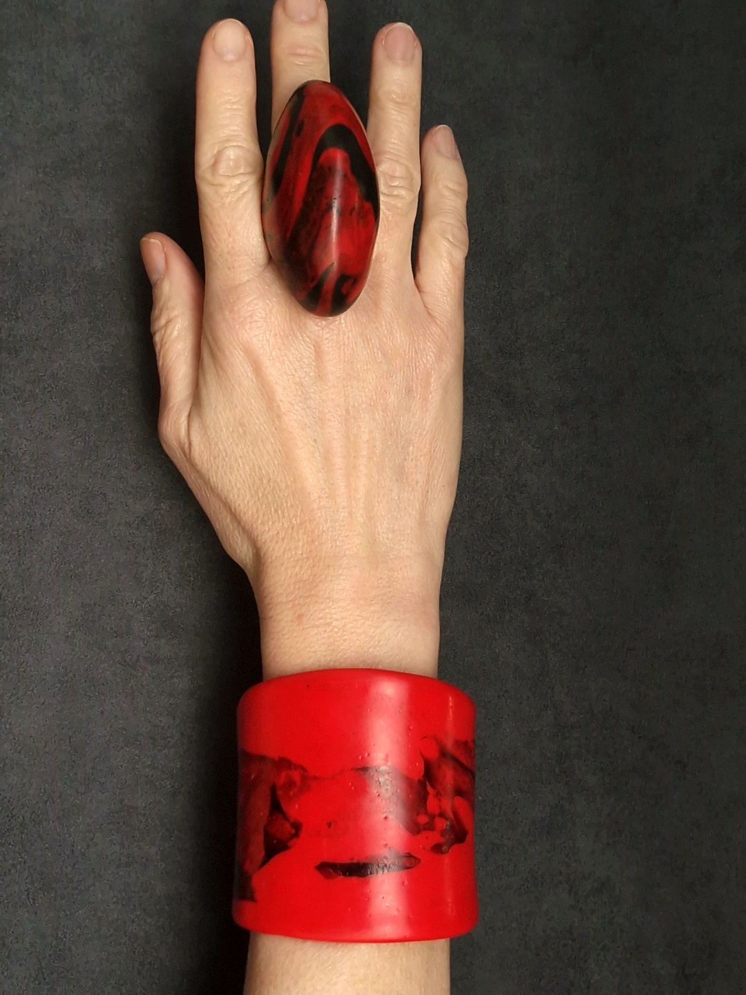 Red & Black Ring - Size 9.5 - Image 4