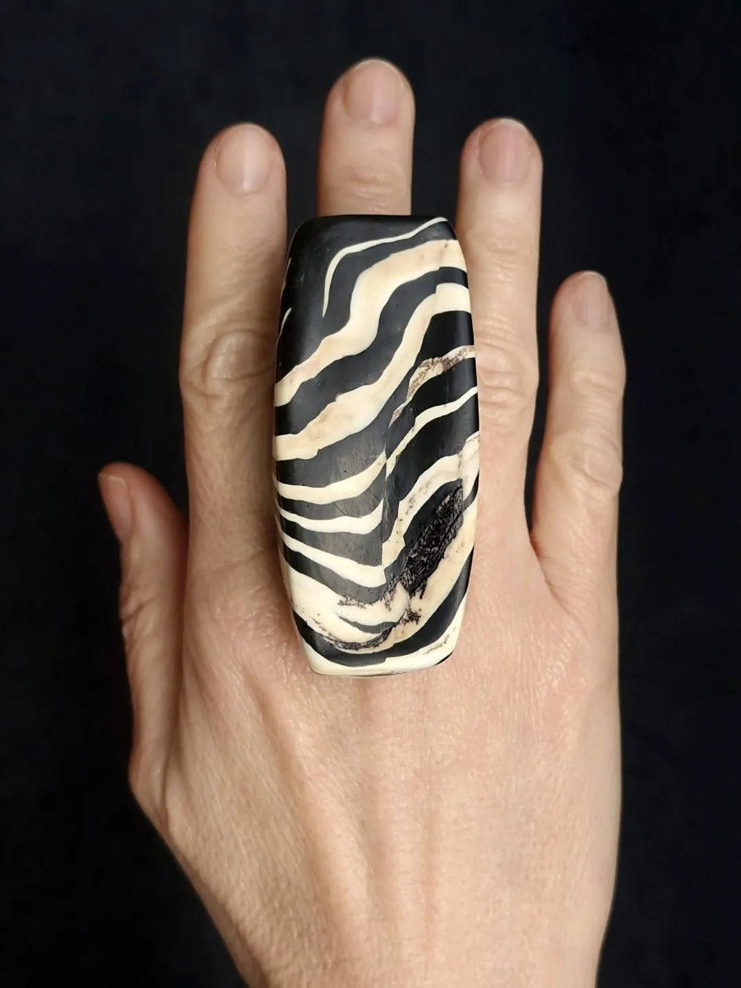 Vegan Ivory & Black Ring - Size 8.5 - Image 2
