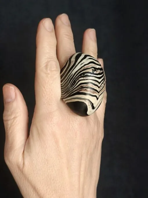 Vegan Ivory & Black Ring - Size 8