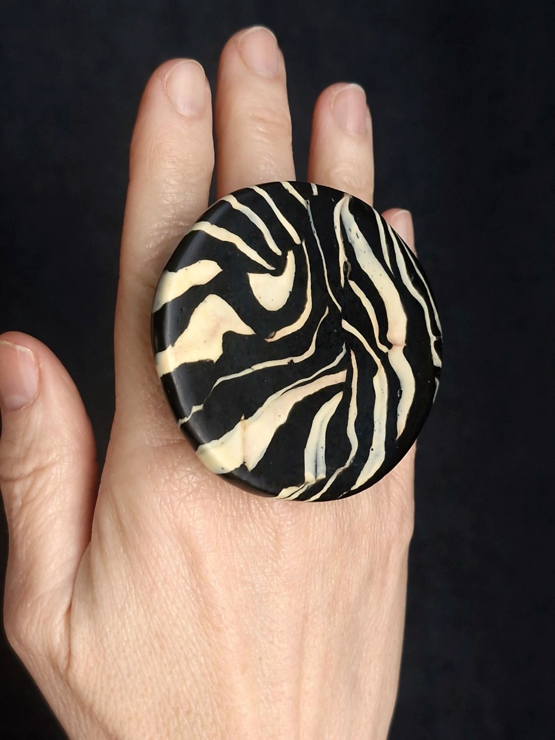 Vegan Ivory & Black Ring - Size 7