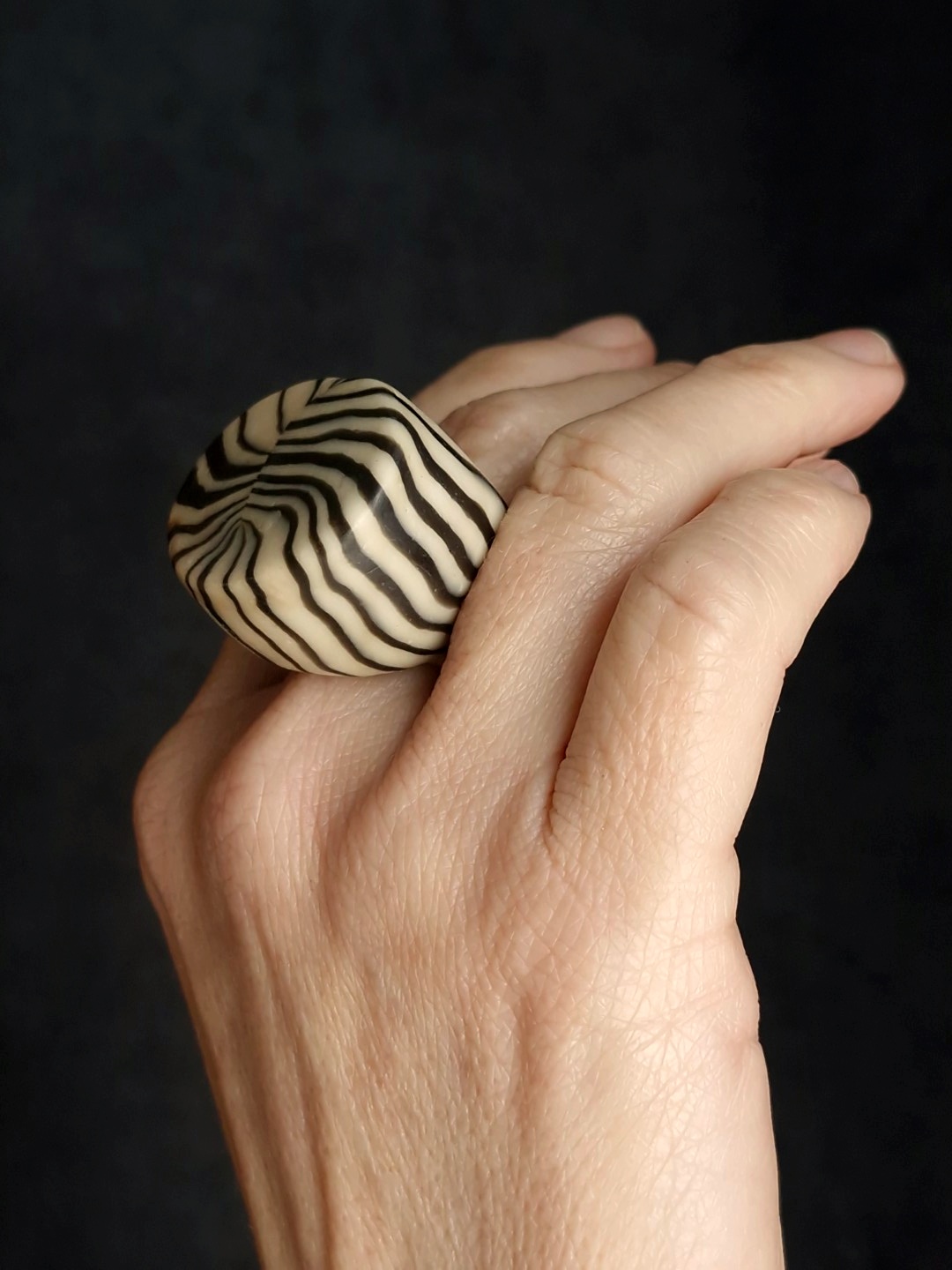 Vegan Ivory & Black Ring - Size 7 - Image 3