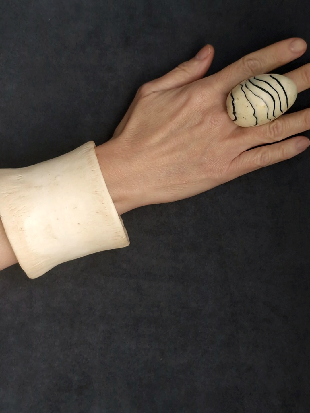 Vegan Ivory & Black Ring - Size 8 - Image 4