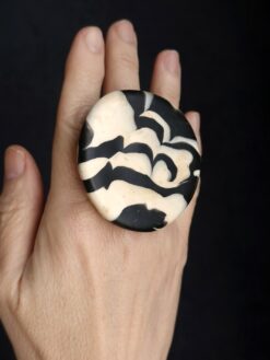 Vegan Ivory & Black Ring - Size 7