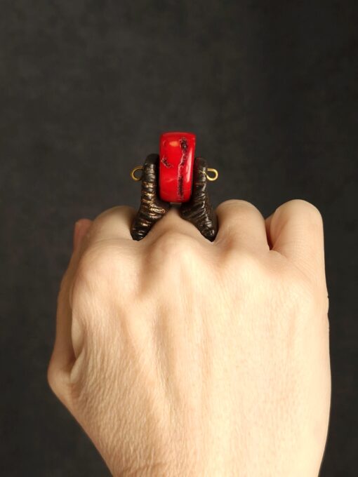 Red Coral & Black Spin Ring - Size 6.5 - Image 3