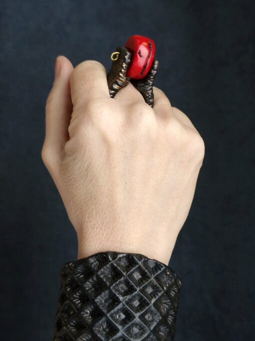 Red Coral & Black Spin Ring - Size 6.5 - Image 5
