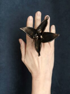 Alternative view of Black with Gold Sheen Flower Ring Size 8.5