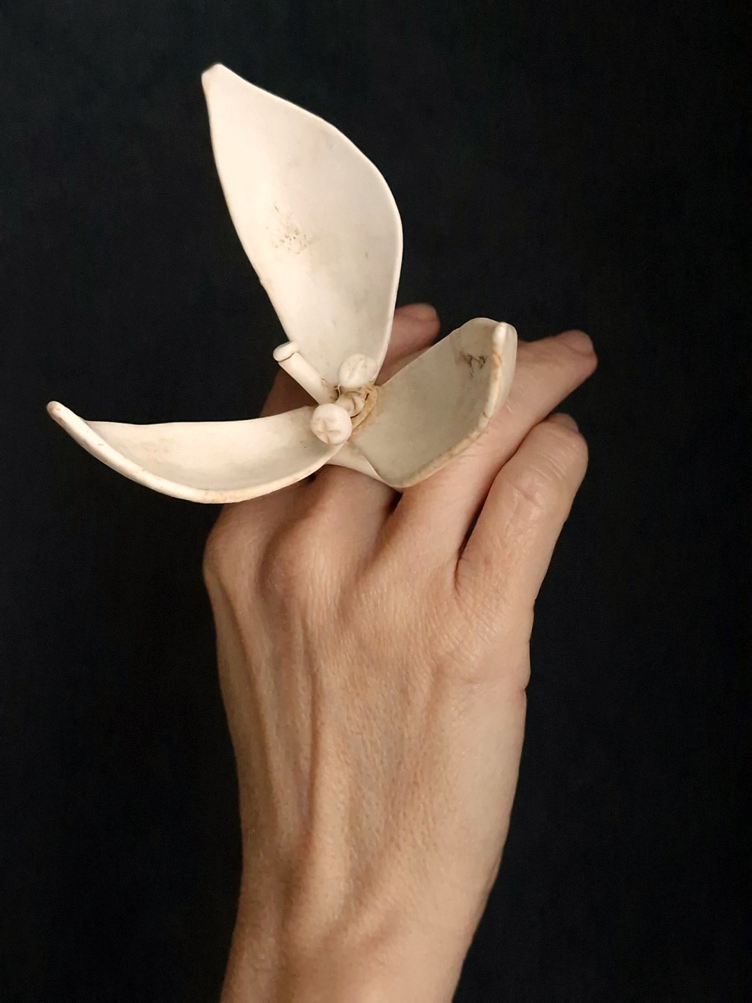 Vegan Ivory Flower Ring - Size 8.5